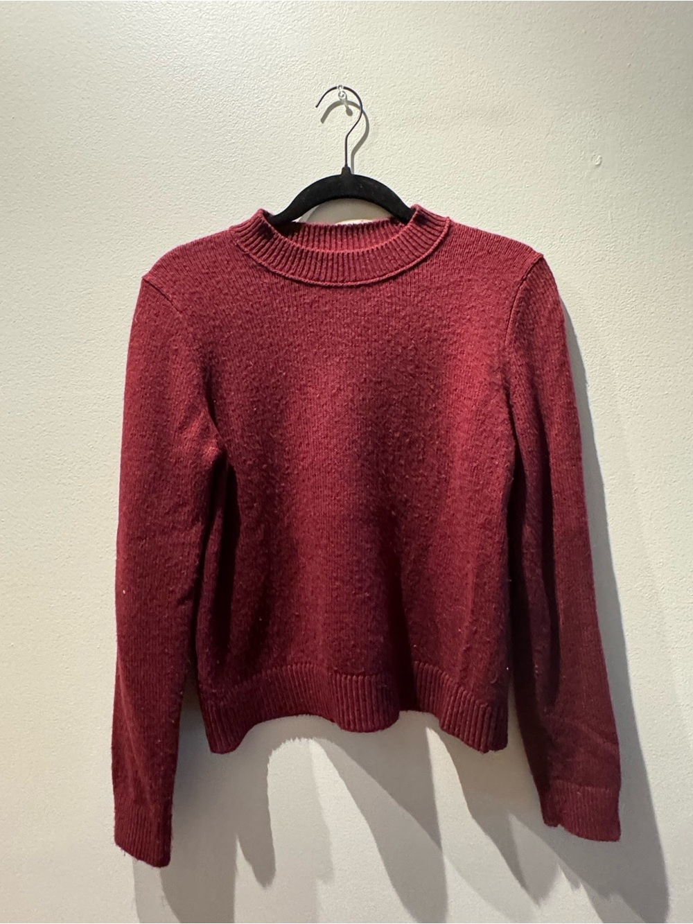 Banana Republic Crewneck Sweater in Burgundy